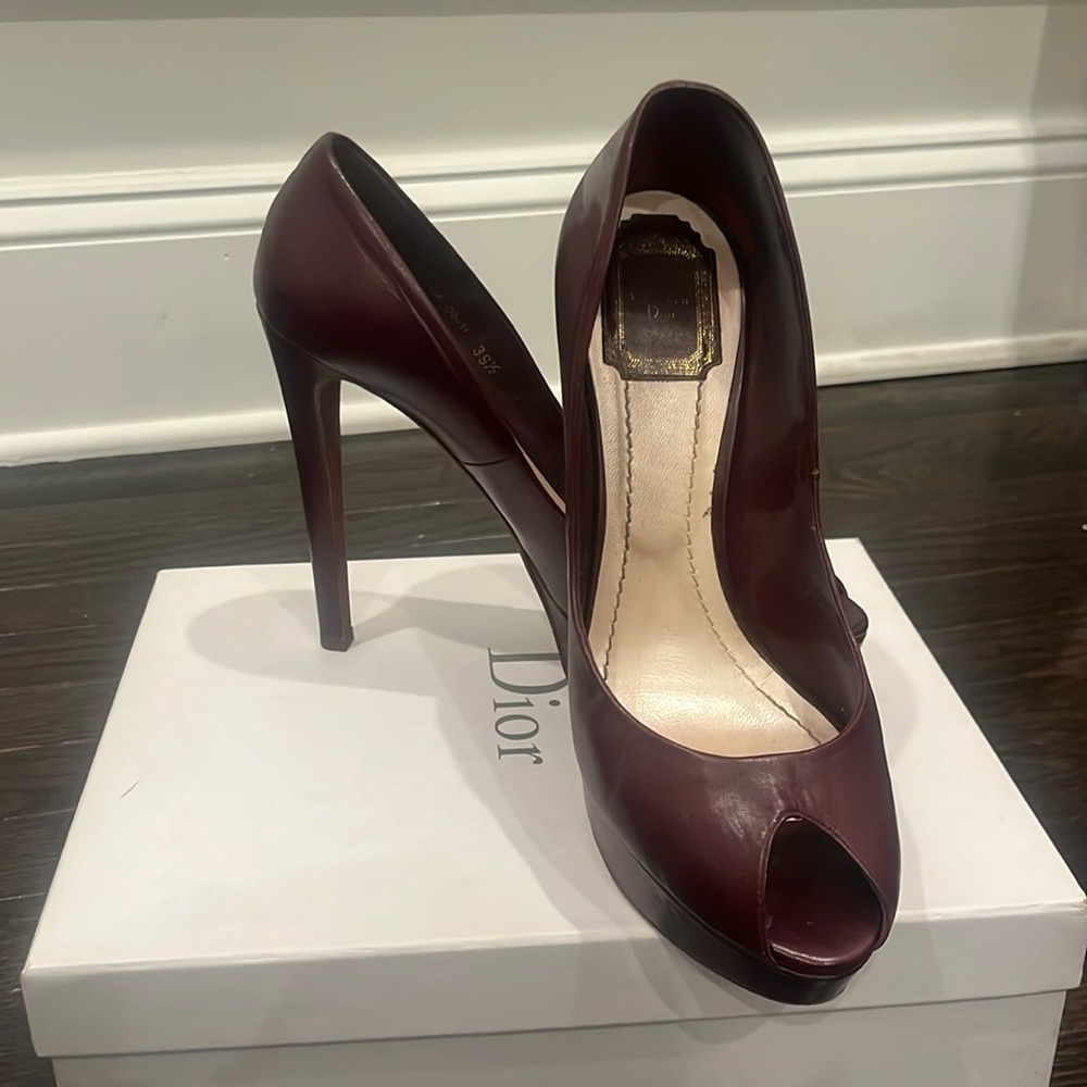Dior- Miss Dior Peep Toe